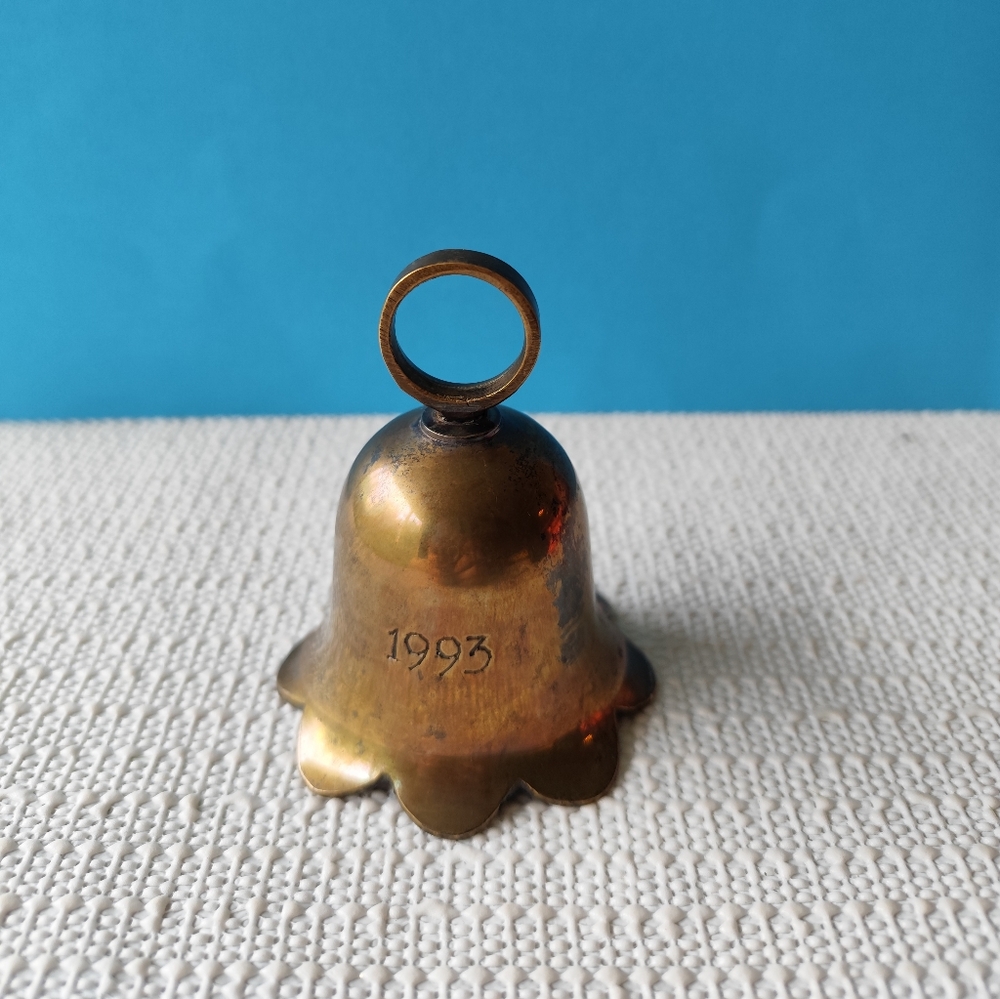 Vintage Silver Plated Bell “1993” International Silver 3” Tall